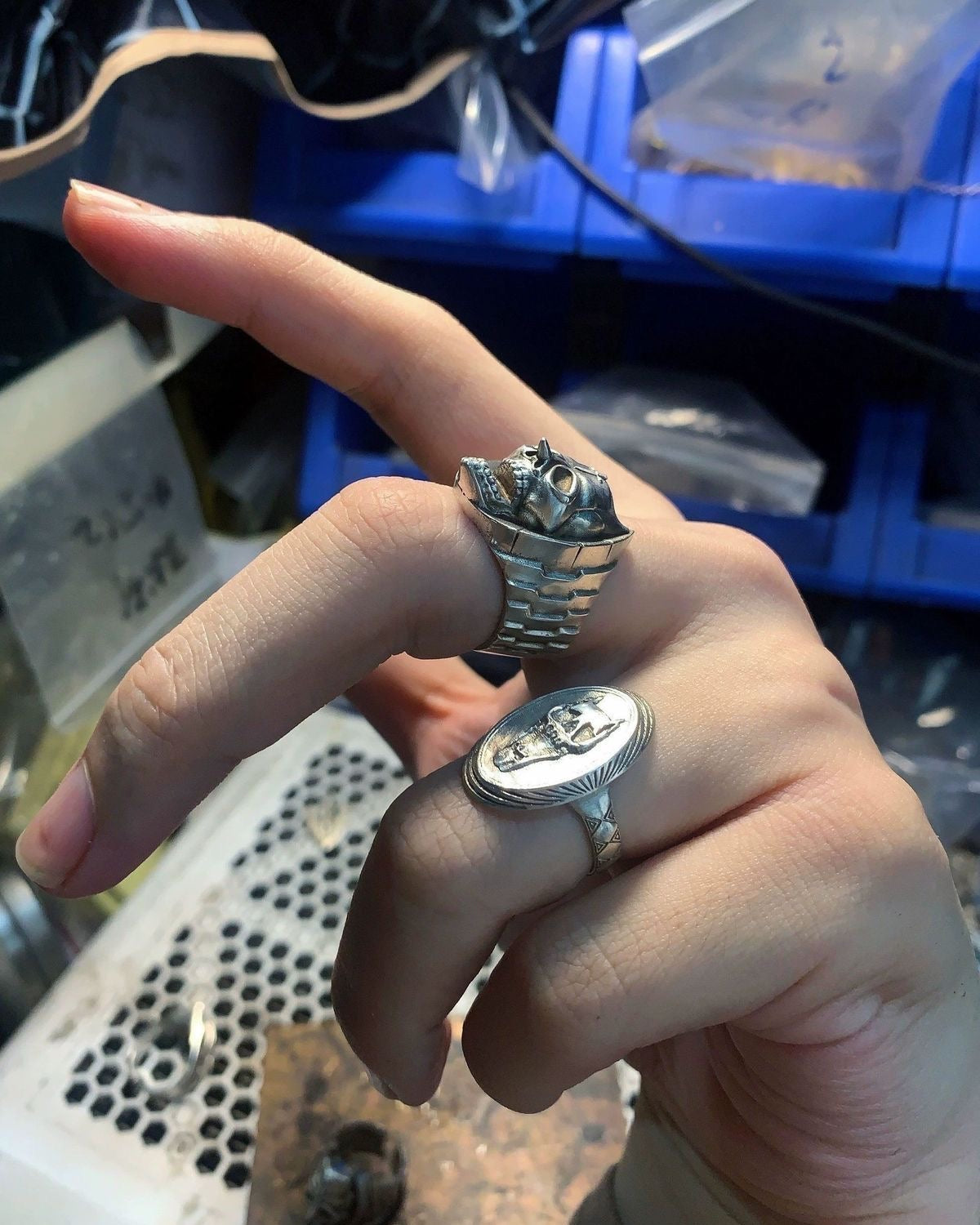 Killer Queen Inspired Ring – JoJo Diamond Is Unbreakable Stand Jewelry